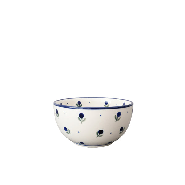 Authentic Polish Pottery 20 oz bowl with navy blueberry and tiny dots on cream, Ceramika Artystyczna, Boleslawiec, 135X